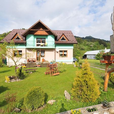 Ubytovanie Sokolica Červený Kláštor Bagian luar foto