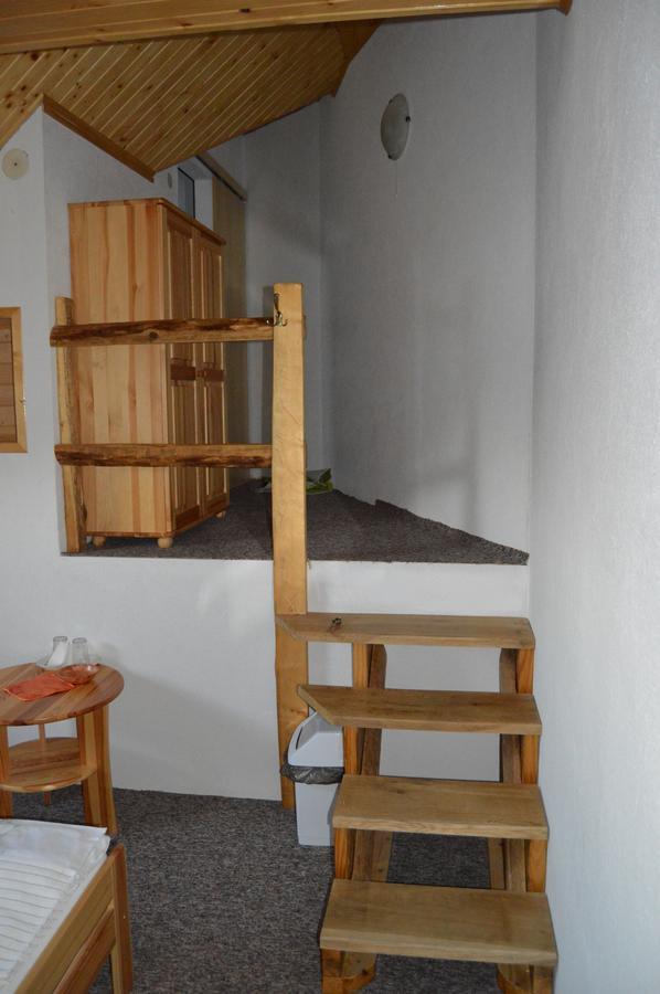 Ubytovanie Sokolica Červený Kláštor Bagian luar foto