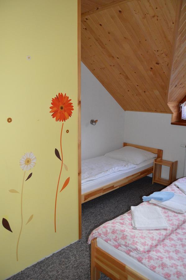 Ubytovanie Sokolica Červený Kláštor Bagian luar foto